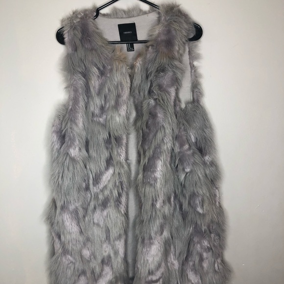 Grey Faux Fur Vest - Picture 1 of 1